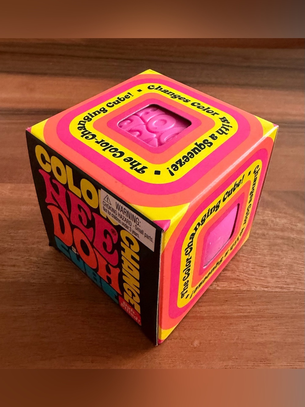 NeeDoh Color Change Cube- pink